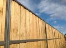 Kwikfynd Lap and Cap Timber Fencing
ombersley